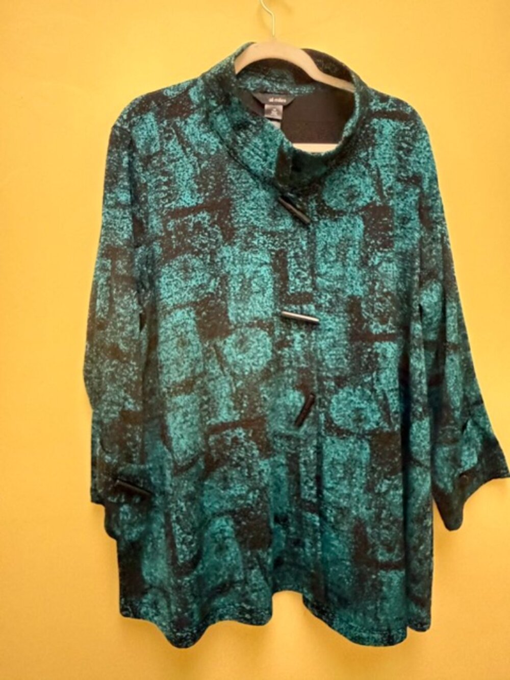 Ali Miles Women’s 1XL Teal Blue Structured wire-collar tunic top.